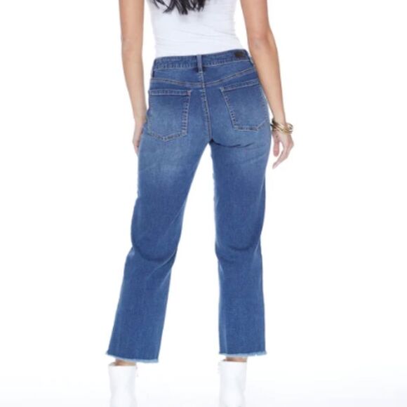 Women's Blue Revival Quinn Medium Wash Straight Leg Cropped Jeans - Picture 12 of 12